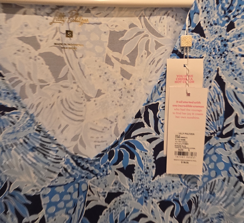 Blue and White Floral V-Neck Blouse